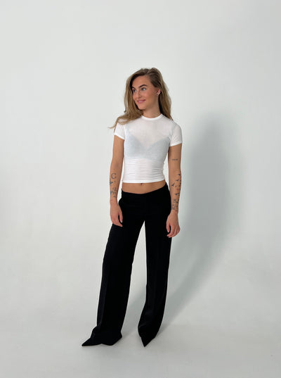 Low waisted pants